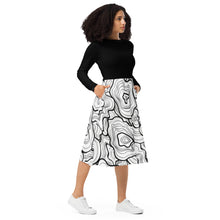 Load image into Gallery viewer, Black and White Print Long Sleeve Midi Dress