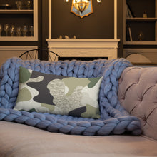 Load image into Gallery viewer, Camo Premium Pillow