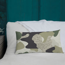 Load image into Gallery viewer, Camo Premium Pillow