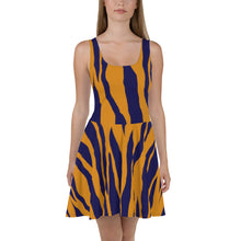 Load image into Gallery viewer, Shaker Skater Dress