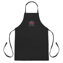 Load image into Gallery viewer, Zenn Zone Embroidered Apron