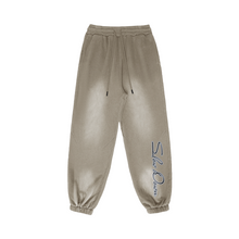 Load image into Gallery viewer, Unisex Heavyweight Sun-faded Sweatpants